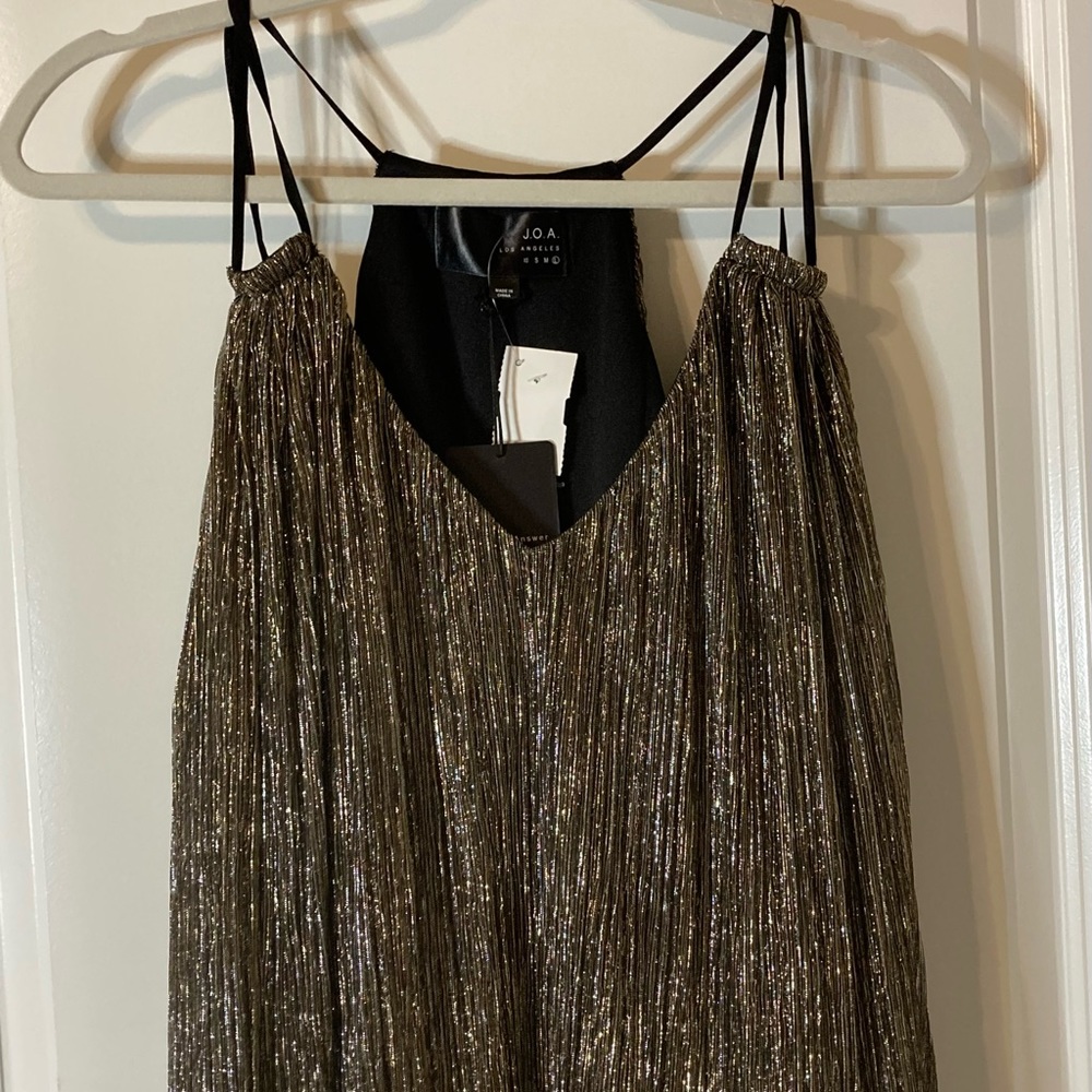 J.O.A. Los Angeles NWT SZ L metallic gold and black spaghetti strap blouse